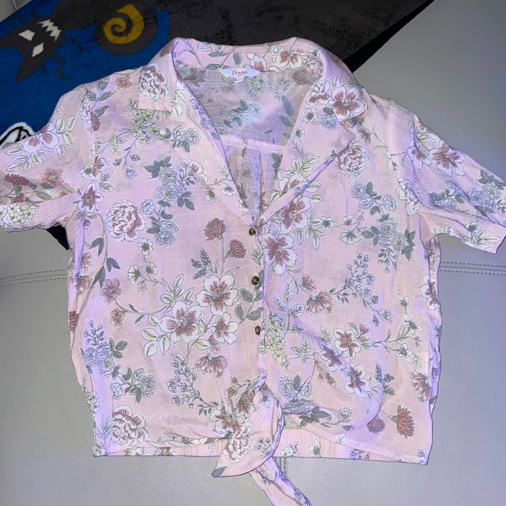 Candie’s floral cropped blouse sz XS✨
